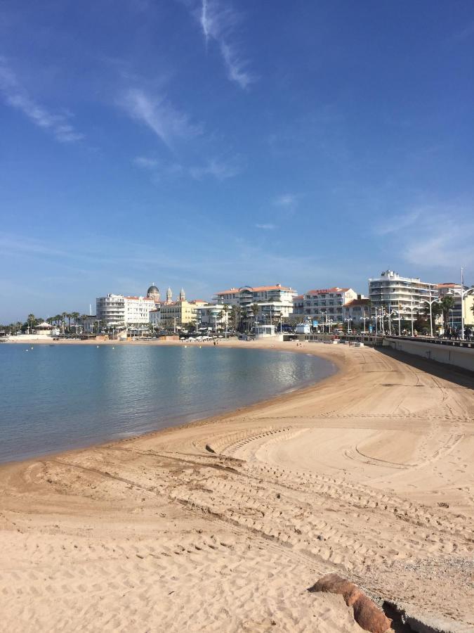 Studio 127, Vue Mer Et Piscine, Port Santa Lucia Saint-Raphaël エクステリア 写真