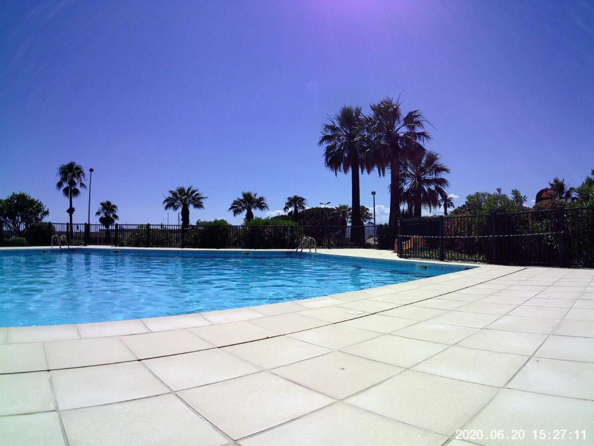 Studio 127, Vue Mer Et Piscine, Port Santa Lucia Saint-Raphaël エクステリア 写真